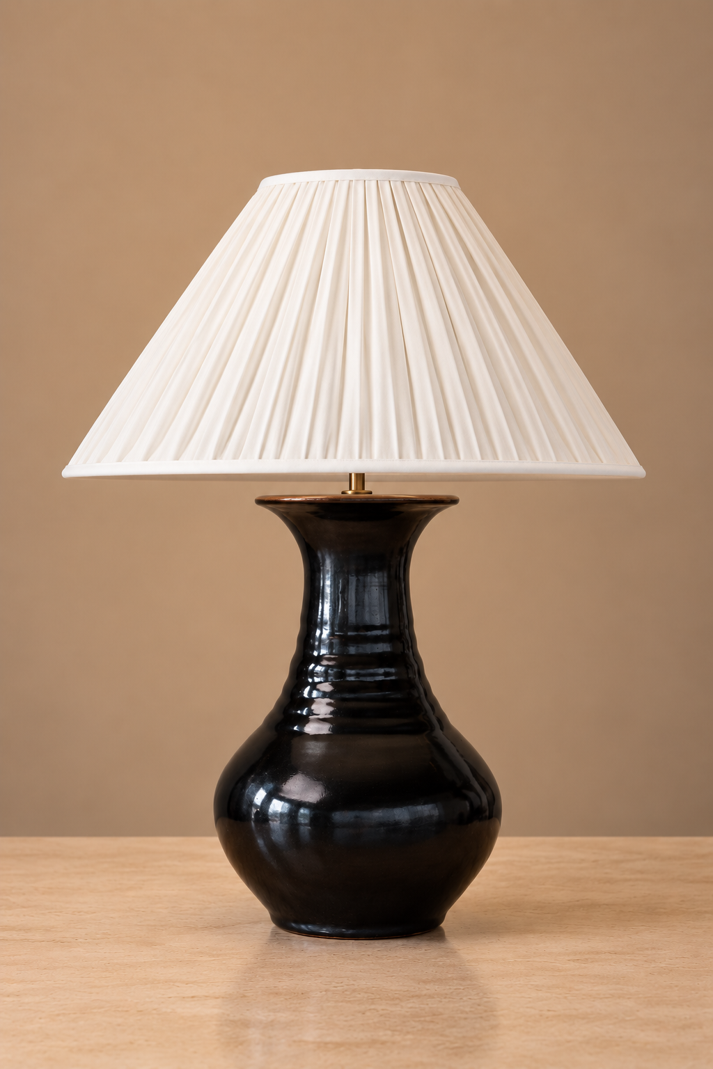 Lady Noir - Pleated Linen Empire Shade 